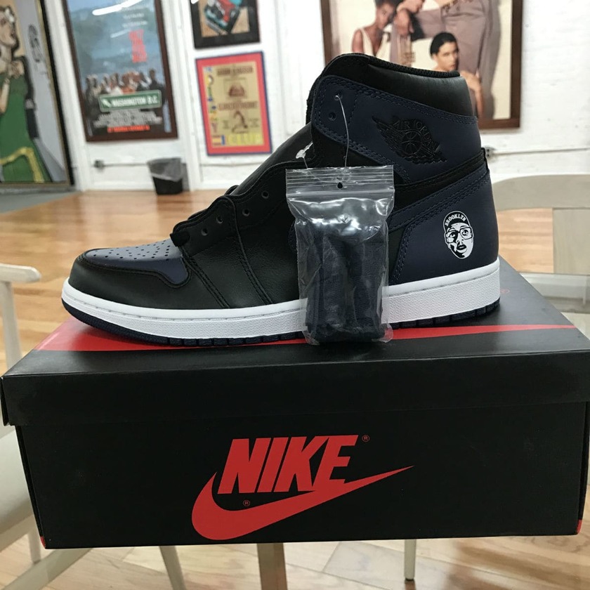 spike-lee-air-jordan-1-quickstrike.jpg