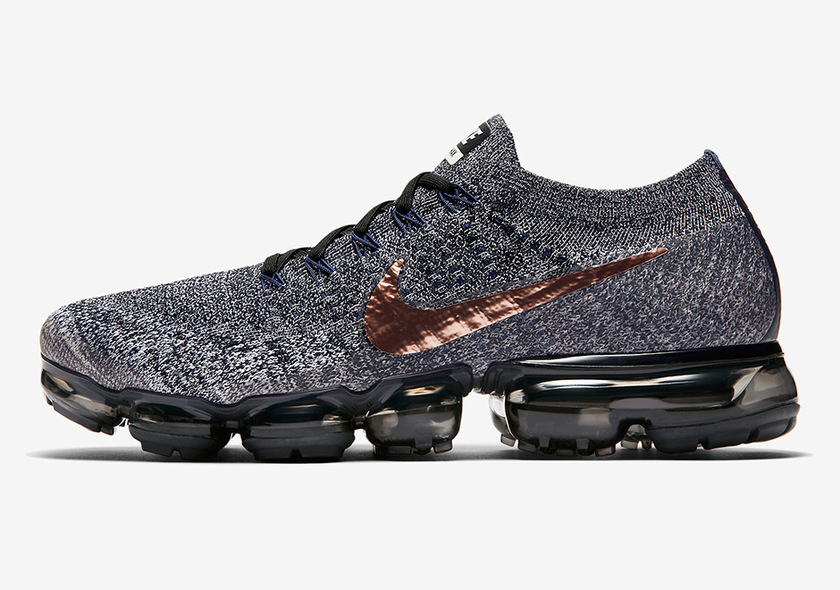 nike-air-vapormax-explorer-dark-849558-010-1-1.jpg