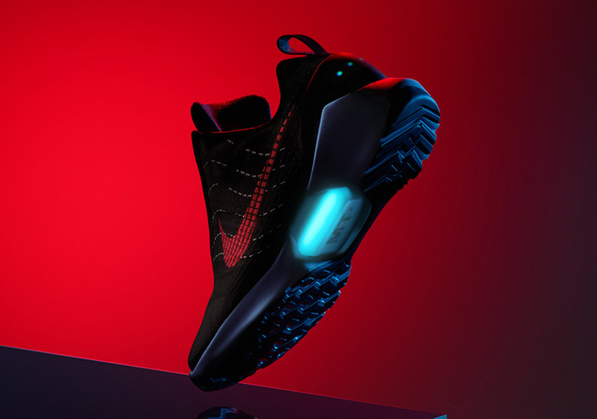 nike-hyperdunk-black-university-red-843871-005-01.jpg