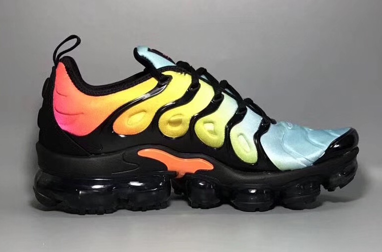 nike-vapormax-plus-sunset.jpg