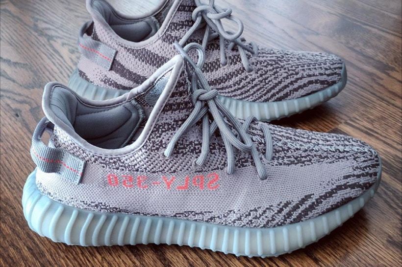 https_%2F%2Fhk.hypebeast.com%2Ffiles%2F2017%2F11%2Fjon-wexler-yeezy-boost-350-v2-blue-tint-0-1.jpg
