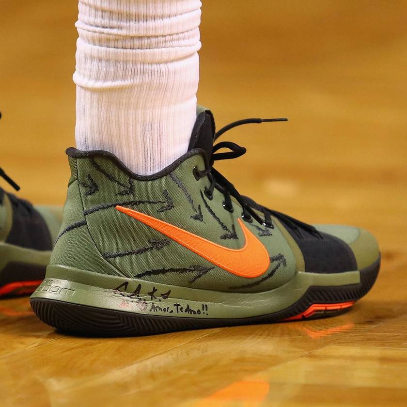 kyrie irving——nike kyrie   pe