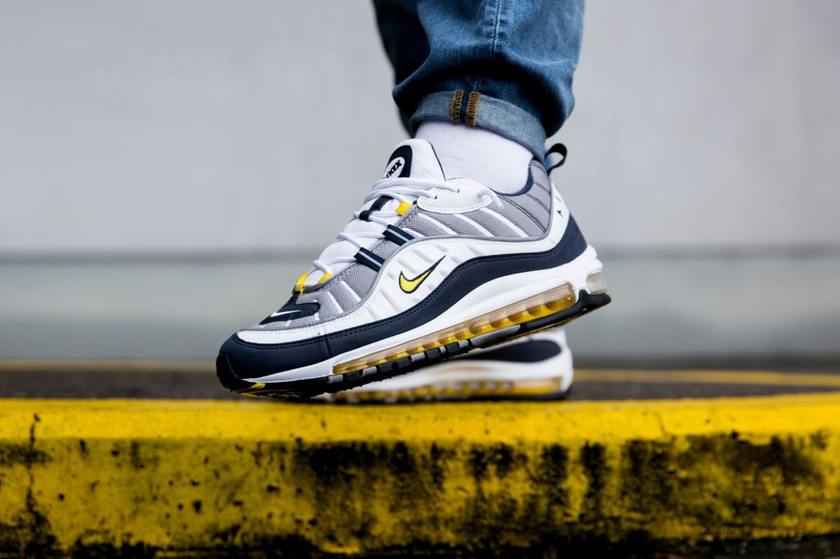 airmax-98-on-feet-5.jpg