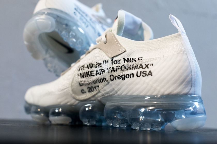 virgil-abloh-off-white-nike-air-vapormax-white-4.jpg