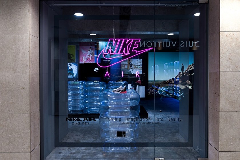 hbx-x-nike-air-max-day-exhibition-space-10.jpg