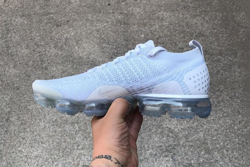 nike-air-vapormax-2-0-white-another-look-04.jpg