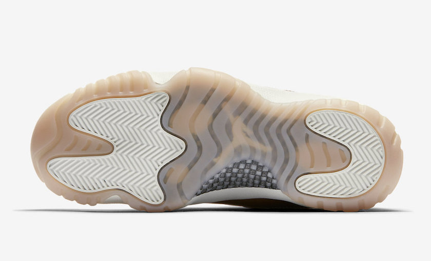 Air-Jordan-11-Low-Rose-Gold-AH7860-105-Outsole.jpg