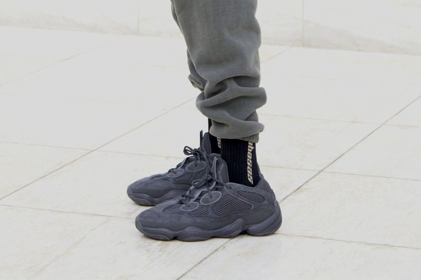 yeezy supply 公布 yeezy 500 及 700 全新「utility black」配色上脚