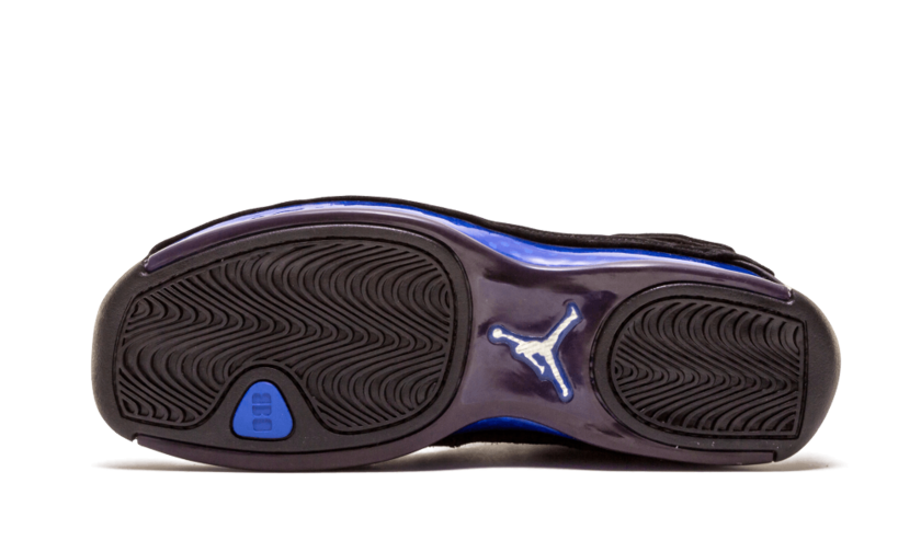 Air-Jordan-18-Black-Sport-Royal-AA2494-007-Release-Date-Outsole.png