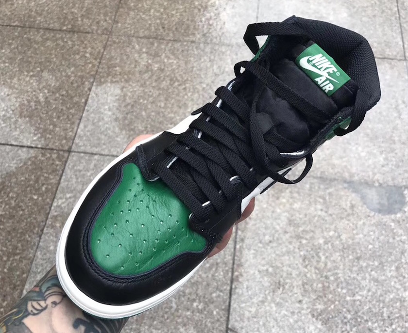Pine-Green-Air-Jordan-1-Retro-High-OG-555088-302-Front.jpg