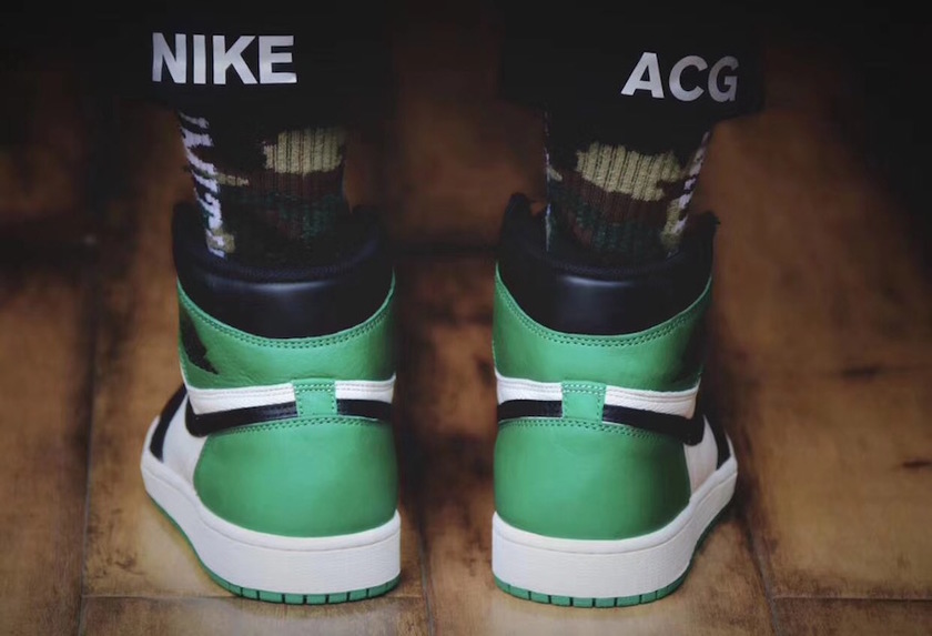Air-Jordan-1-Pine-Green-Heel.jpg