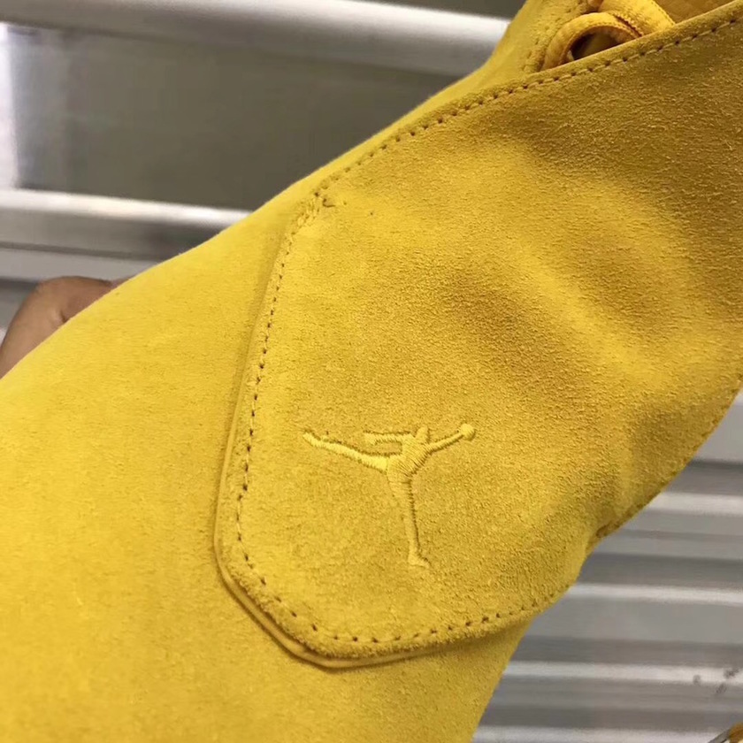Air-Jordan-18-Yellow-Suede-Tongue.jpg
