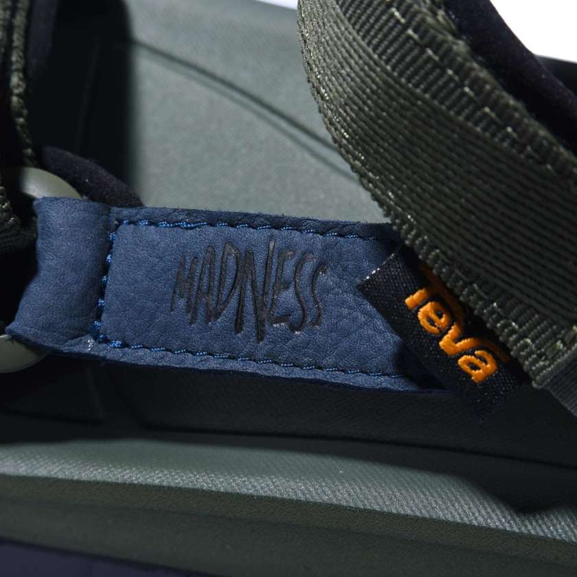 teva-madness-original-universal-premier-4.jpg