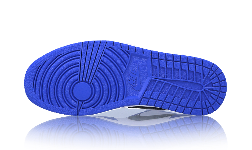 Air-Jordan-1-Low-Hyper-Royal-Orange-Peel-553558-401-4.png