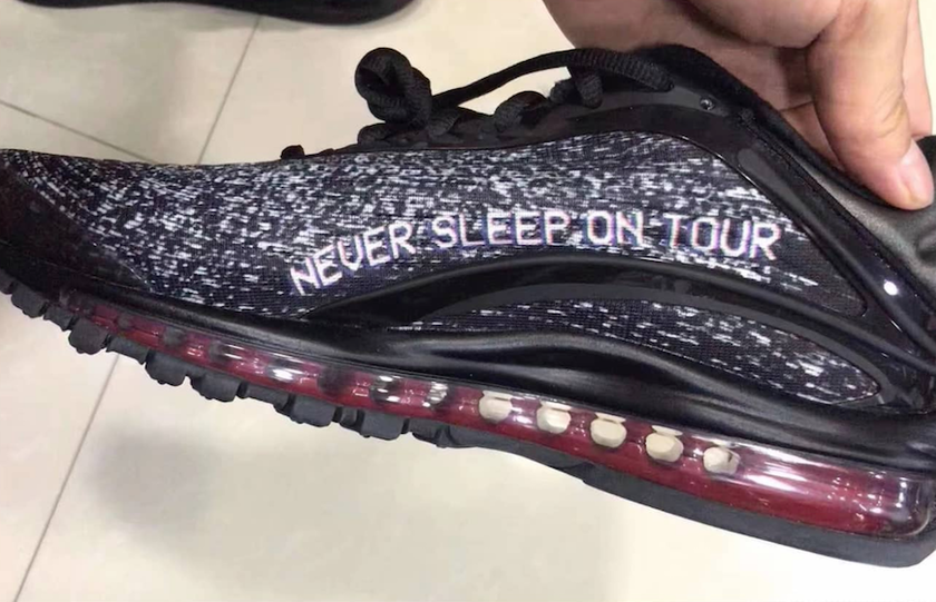 Skepta-Nike-Air-Max-Deluxe-AQ9945-001-Release-Date.png