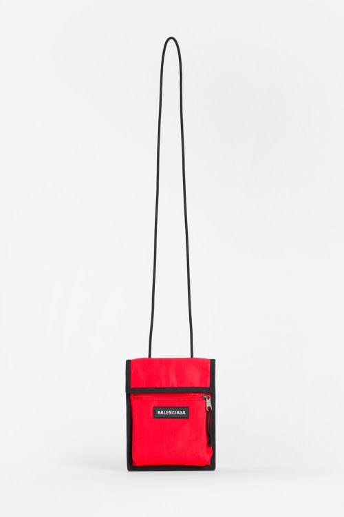 balenciaga-fall-winter-2018-shoulder-bag-release-009.jpg