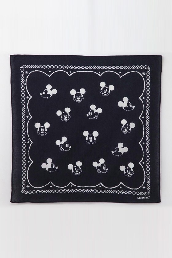 levis-x-mickey-mouse-anniversary-collaboration-13.jpg