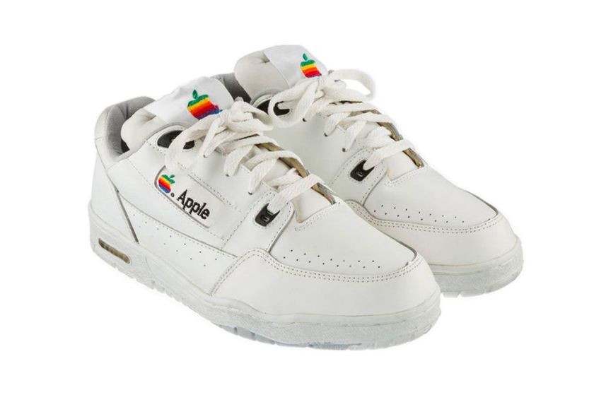 versace-apple-computers-sneaker-02.jpg