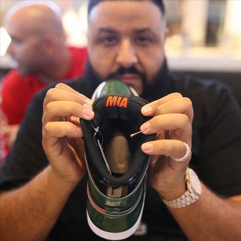 SoleFly Air Jordan 1å·´å¡å°èºæ¯å±