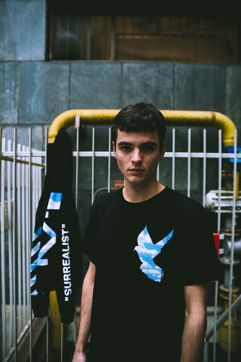 Off-White:tm: x SMETS 全新聯名「Surrealist」系列登場