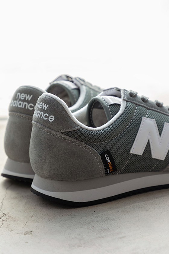 New Balance x Urban Research DOORS åä½æ¨åºå¥æ³¨ U220 éæ¬¾