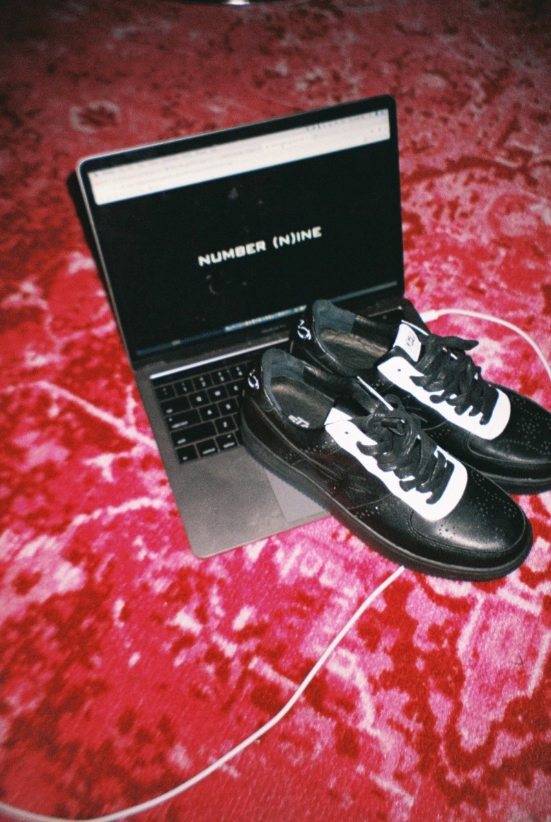 Starwalk è NUMBER (N)INE è¯ä¹æ¨åºå¥æ³¨éæ¬¾