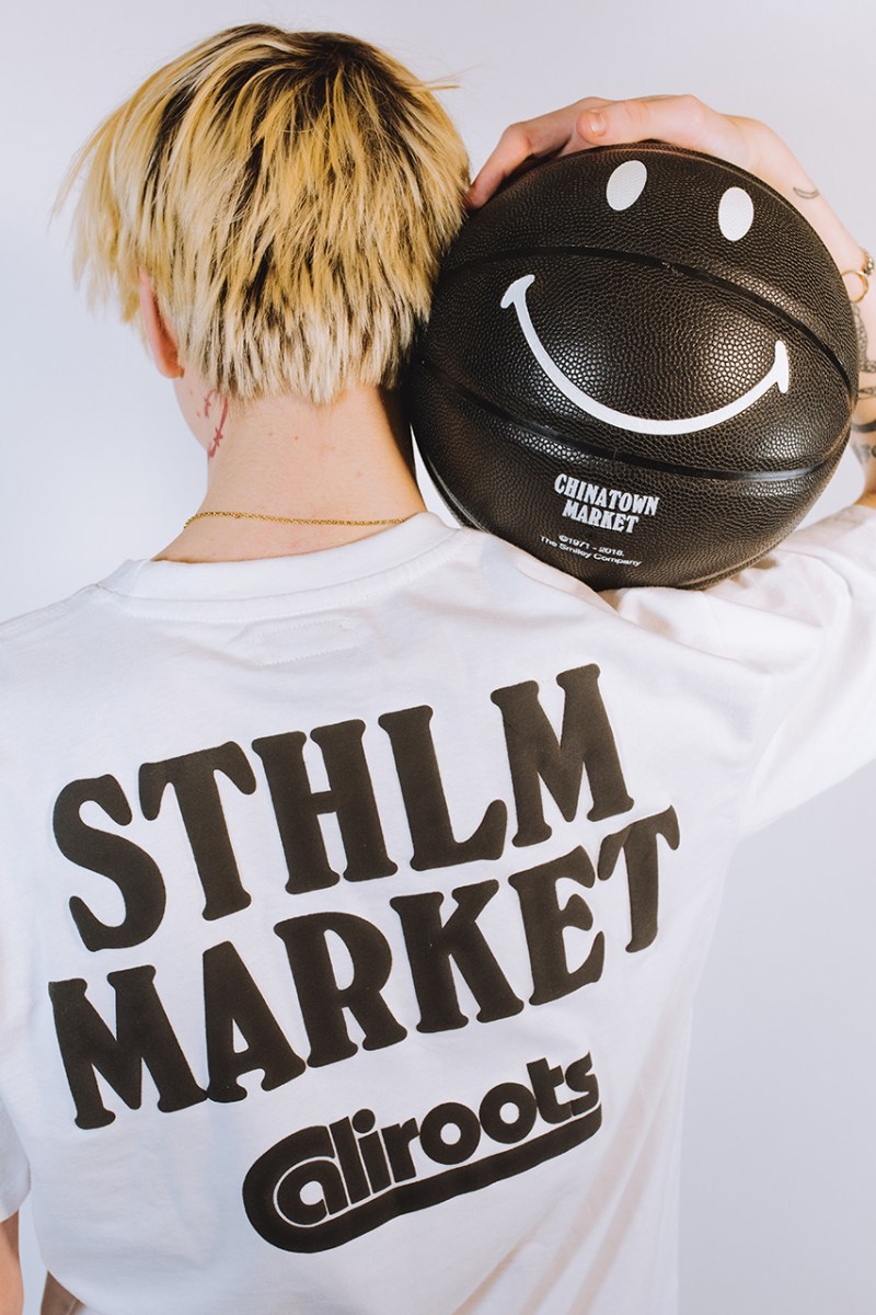 Caliroots x Chinatown Market å
¨æ°å¤å
è¯åç³»åç»å ´