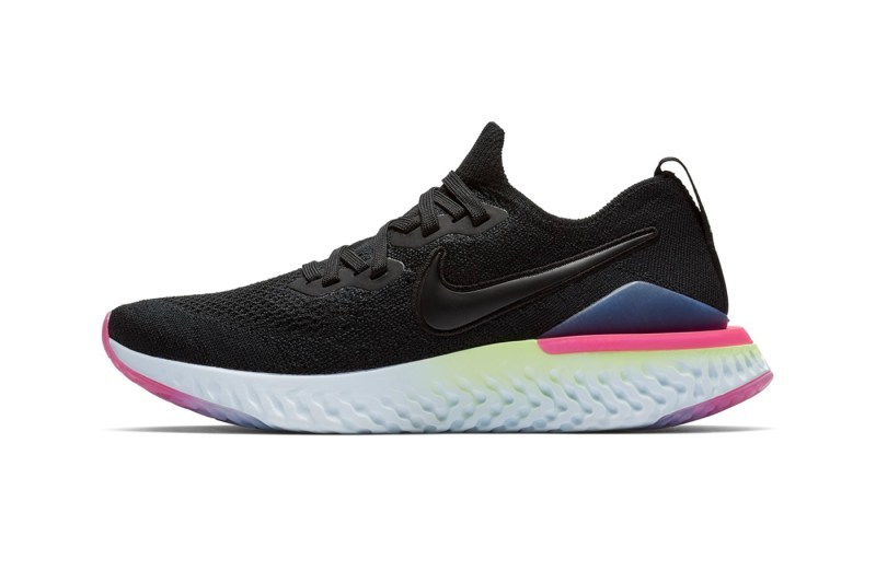 äºä»£ç:registered:ç»å ´ï¼æ¶åé è¦½ Nike å¨æ°è·é Epic React Flyknit 2
