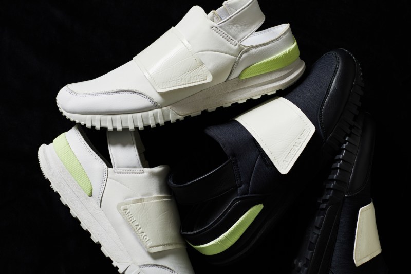 Onitsuka Tiger ææ ANREALAGE æ¨åºèåéæ¬¾