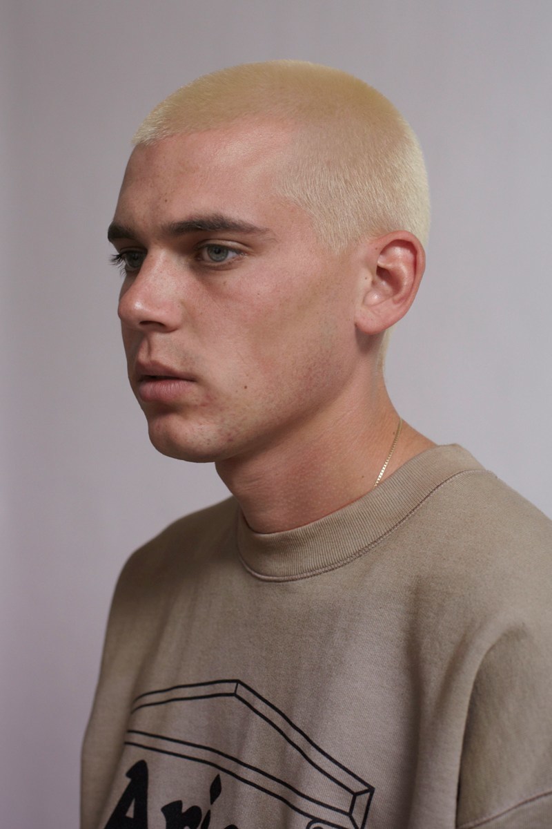 Aries ç¼ä½ 2019 æ¥å¤ç³»å Lookbook