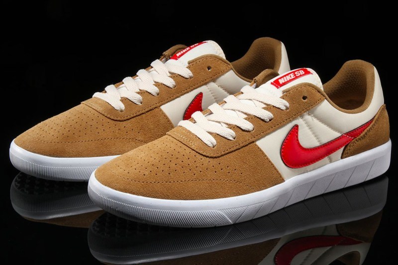 Nike SB Team Classic å¨æ°ãMars Yard ãéè²ä¸æ¶
