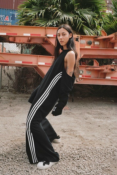 Y-3 2019 æ¥å¤ç³»åé&nbsp;åå¤§çæ­£å¼ç¼ä½