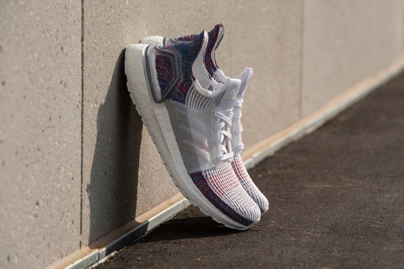 adidas UltraBOOST 19 å
¨æ°éå:registered:é
è²ãRefractãç¼å:registered:è:copyright:³æ
å
Ž