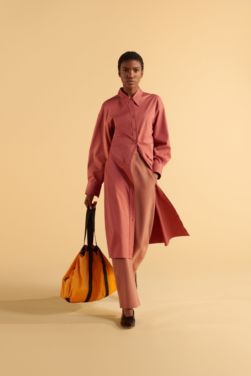 UNIQLO U 2019 æ¥å¤ç³»åç¼å:registered:æ¥æå¬é 