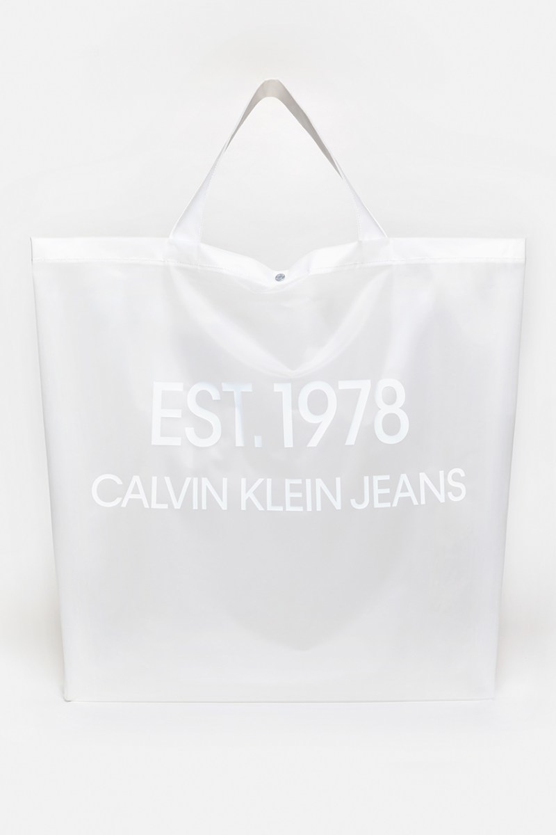 CALVIN KLEIN JEANS æ¯ç· EST. 1978 å¨æ°ç³»åä¸æ¶