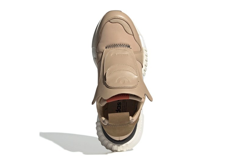 adidas Originals Futurepacer å¨æ°ãPale NudeãåãAsh Greyãéè²ä¸æ¶