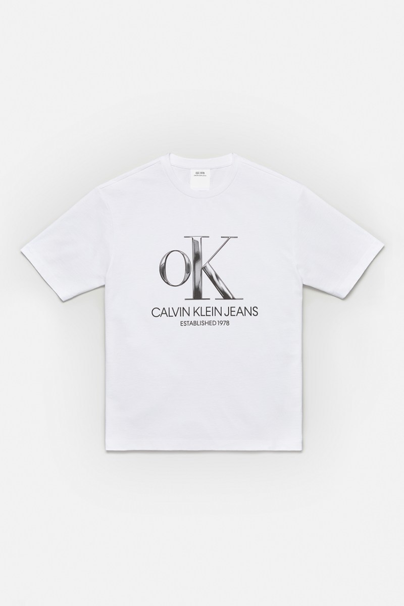 CALVIN KLEIN JEANS æ¯ç· EST. 1978 å¨æ°ç³»åä¸æ¶