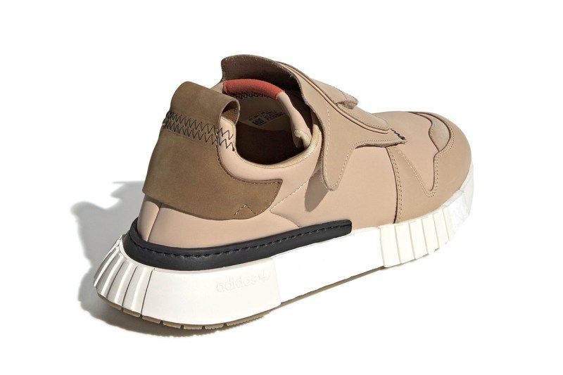 adidas Originals Futurepacer å¨æ°ãPale NudeãåãAsh Greyãéè²ä¸æ¶