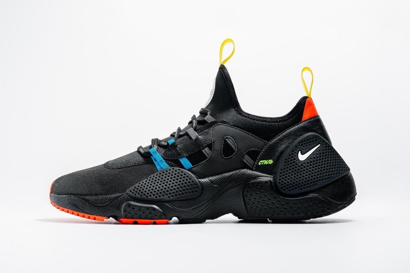 æ¶åé&nbsp;è¦½ Heron Preston x Nike è¯å Huarache E.D.G.E. éæ¬¾