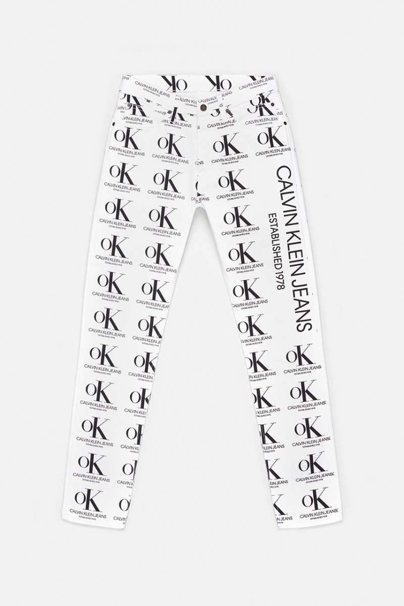 CALVIN KLEIN JEANS æ¯ç· EST. 1978 å¨æ°ç³»åä¸æ¶