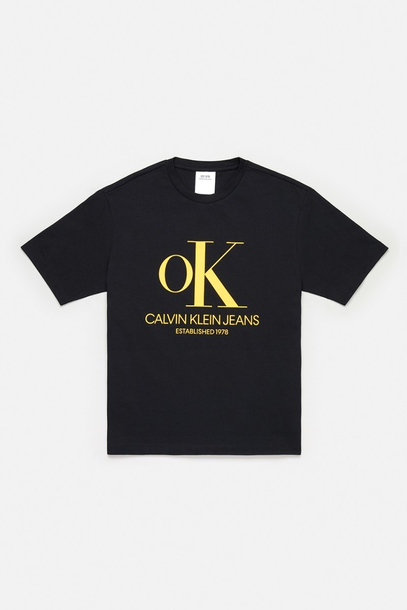 CALVIN KLEIN JEANS æ¯ç· EST. 1978 å¨æ°ç³»åä¸æ¶