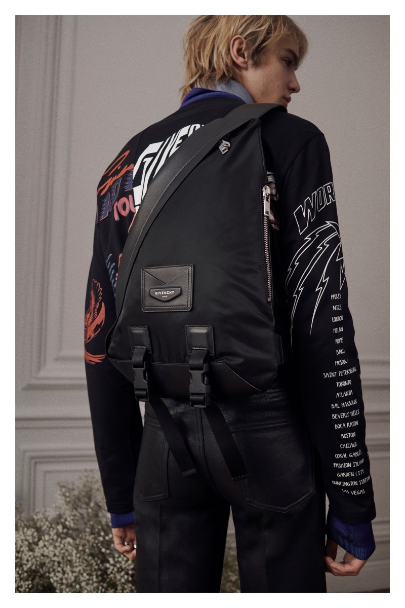 Givenchy ç¼ä½ 2019 ç§å¬ç³»å
