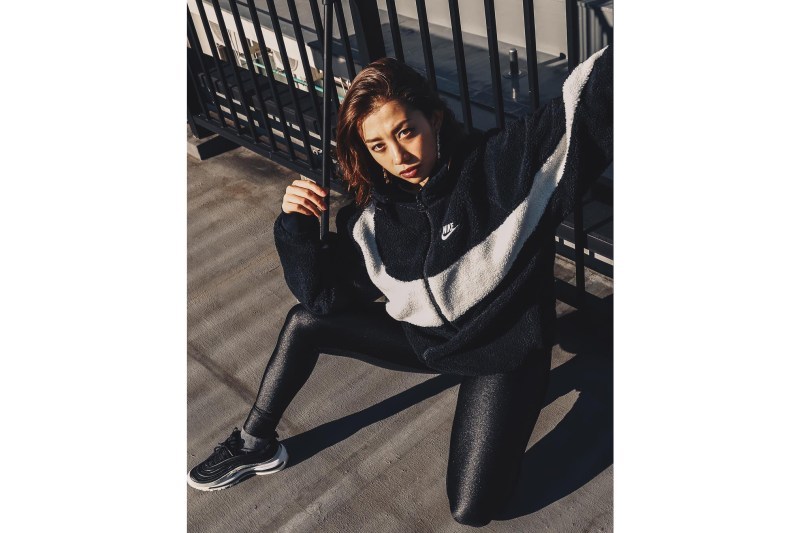 Nike è¿½å&nbsp;æ¨åºæ°éè² Big Swoosh éé¢å¤å¥