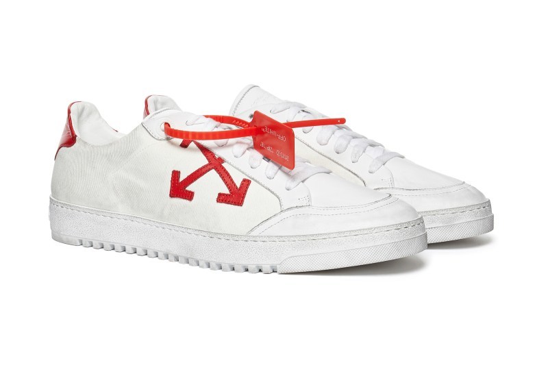 MR PORTER ç¨ä½ Off-Whiteâ¢ å¨æ° "MODERN OFFICE" ç³»åä¸æ¶