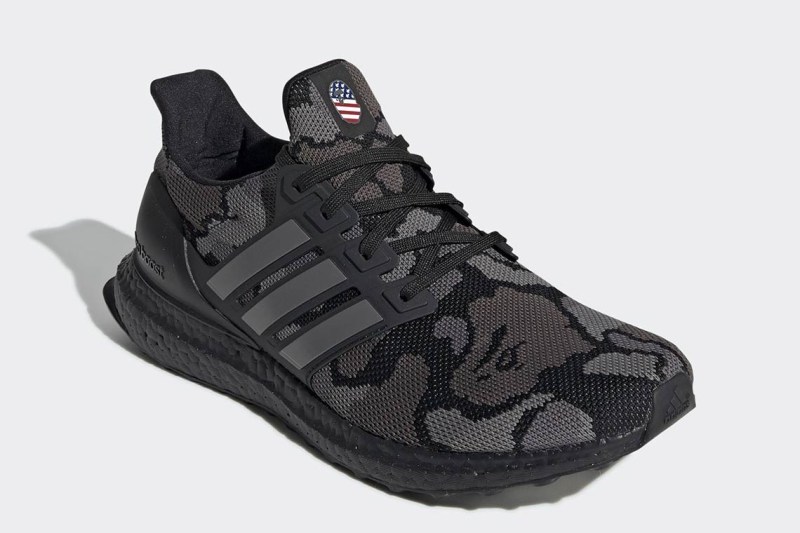 A BATHING APEÂ:registered: x adidas å¨æ°è¯å UltraBOOST å:registered:æ¹åçéåº