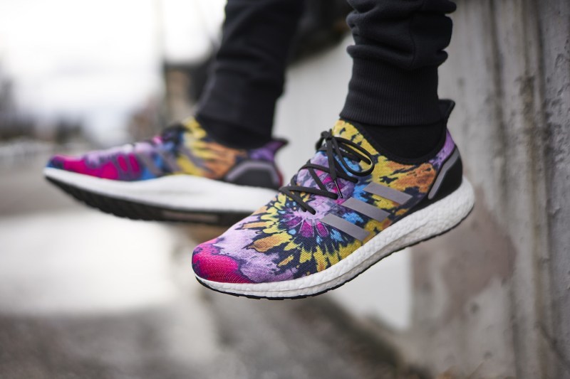 Foot Locker x adidas å
¨æ° SPEEDFACTORY AM4ATL ä¼åç»å ´