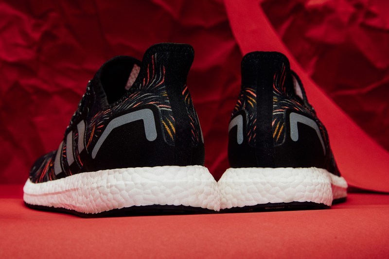 adidas AM4CNY ä¸­åæ°å¹´å¥æ³¨éæ¬¾ç»å ´