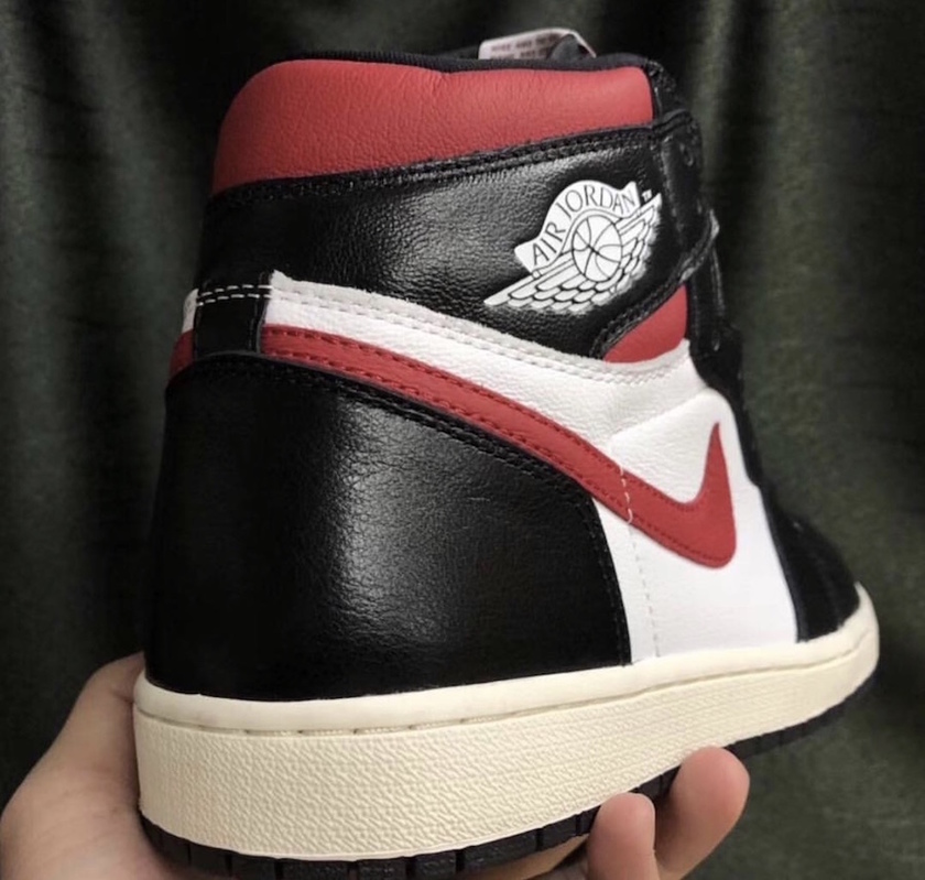 Air Jordan 1é»è²ç½è²å¥èº«æ¿çº¢è²555088-061 2019åå¸æ¥æ