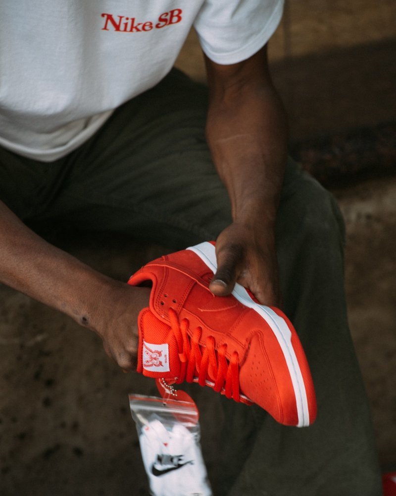 Girls Don't Cry x Nike SB å¨æ°è¯å Dunk Low åæé£¾ç³»åå:registered:æ´æ­æ