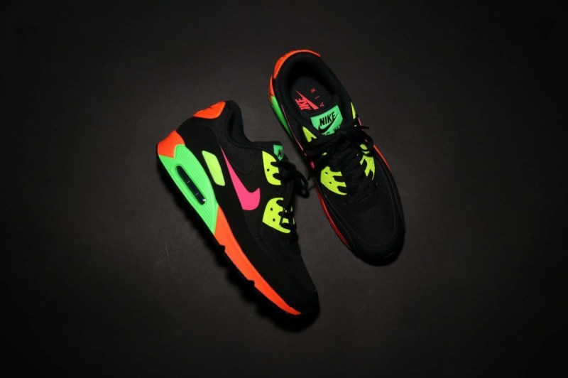 Nike æ¨åºå
¨æ°ãTokyo Neon Collectionã奿³¨ç³»å